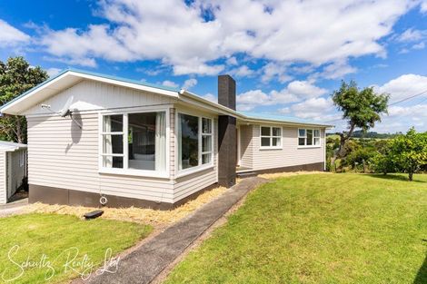 Photo of property in 15 Doctors Hill Road, Maungaturoto, 0520