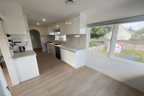Photo of property in 1 Rembrandt Place, Opaheke, Papakura, 2113