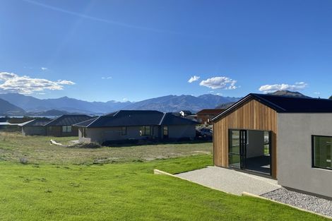 Photo of property in 235 Aubrey Road, Wanaka, 9305