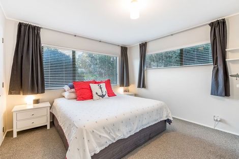 Photo of property in 22 Brookvale Park, Stanmore Bay, Whangaparaoa, 0932
