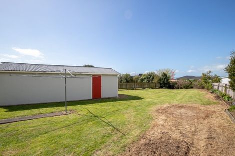 Photo of property in 54 Pipiroa Road, Ngatea, 3503
