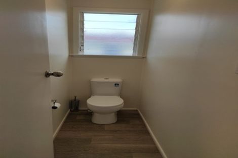 Photo of property in 1/452 Swanson Road, Ranui, Auckland, 0612