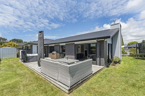 Photo of property in 6 Terli Way, Glen Avon, New Plymouth, 4312