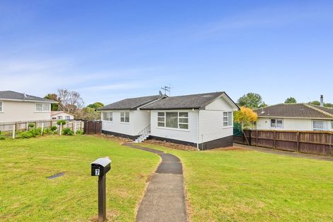 Photo of property in 7 Hobart Crescent, Wattle Downs, Auckland, 2103