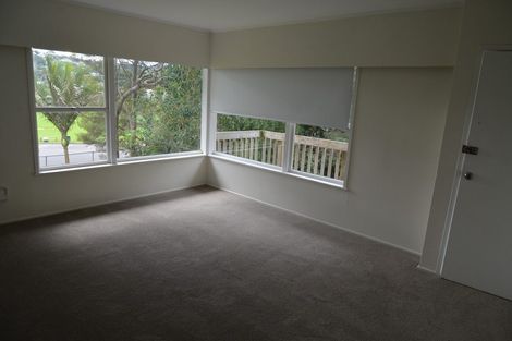 Photo of property in 2/21 Waverley Avenue, Glenfield, Auckland, 0629
