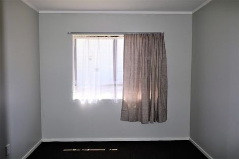 Photo of property in 24 Blueberry Grove, Timberlea, Upper Hutt, 5018