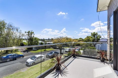 Photo of property in 4/3 Woolfield Road, Papatoetoe, Auckland, 2025