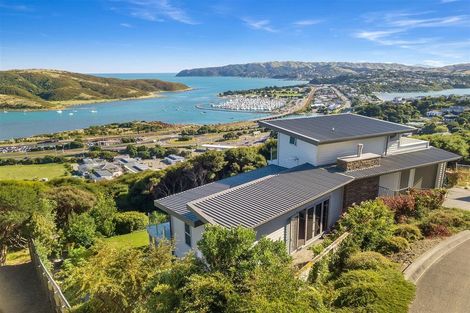 Photo of property in 21 Seascape View, Paremata, Porirua, 5024