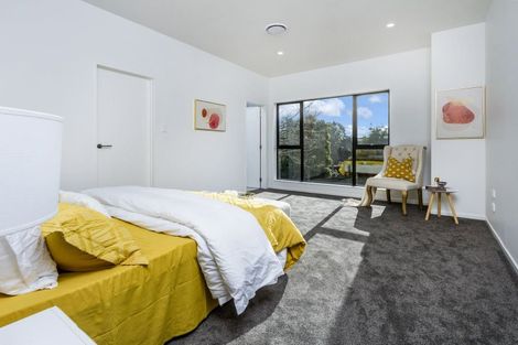 Photo of property in 31a Linwood Avenue, Forrest Hill, Auckland, 0620