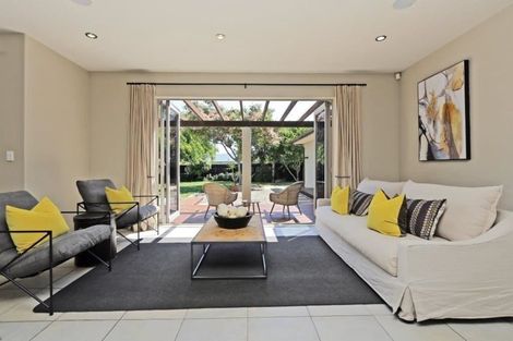 Photo of property in 9 Olive Grove, Havelock North, 4130