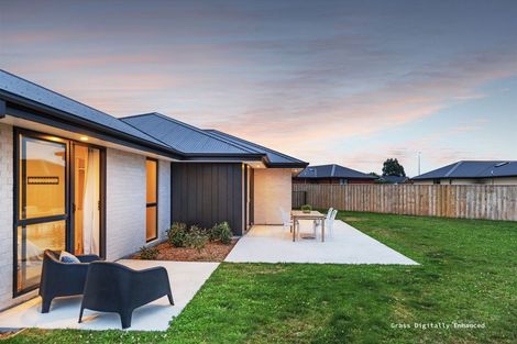 Photo of property in 28b Hilton Drive, Amberley, 7410