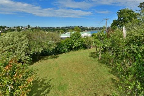 Photo of property in 22 Tindalls Bay Road, Tindalls Beach, Whangaparaoa, 0930