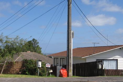 Photo of property in 3/62 Birkdale Road, Birkdale, Auckland, 0626