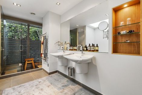 Photo of property in 7 Peel Street, Westmere, Auckland, 1022