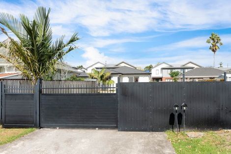 Photo of property in 75a Tabitha Crescent, Henderson, Auckland, 0612