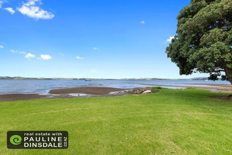 Photo of property in 10 Waikaraka Beach Road, Tamaterau, Whangarei, 0174