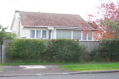 Photo of property in 2/75 Kowhai Road, Mairangi Bay, Auckland, 0630