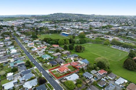 Photo of property in 46 Prospect Terrace, Pukekohe, 2120