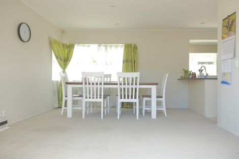 Photo of property in 1/718 Chapel Road, Dannemora, Auckland, 2016