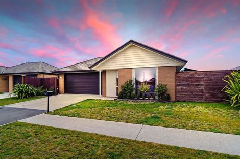 Photo of property in 36 Shillingford Boulevard, Rolleston, 7615