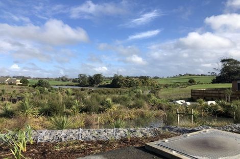 Photo of property in 63 Hayfield Way, Karaka, Papakura, 2113