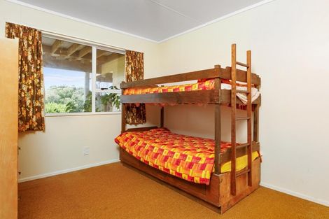 Photo of property in 16 Tamarisk Drive, Riversdale Beach, Masterton, 5872