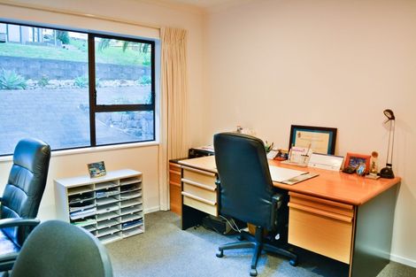 Photo of property in 2/54 Hebron Road, Waiake, Auckland, 0630