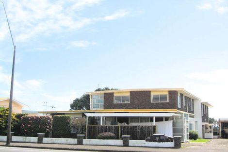 Photo of property in 250a Saint Aubyn, New Plymouth, 4310