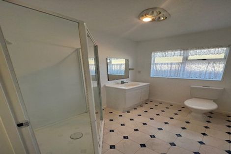 Photo of property in 5 Tampin Road, Hillpark, Auckland, 2102