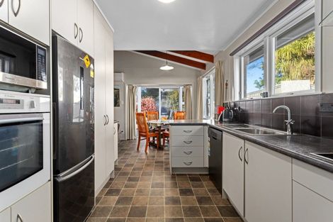 Photo of property in 81 College Road, Edgecumbe, 3120