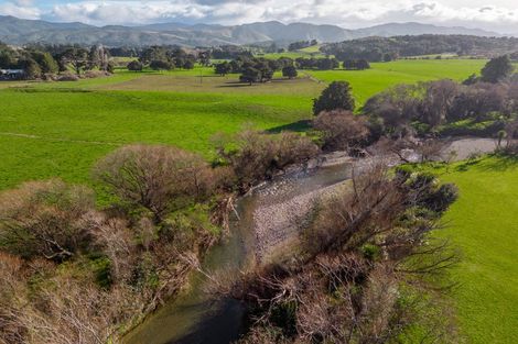 Photo of property in 65a Connollys Line, Carterton, 5713