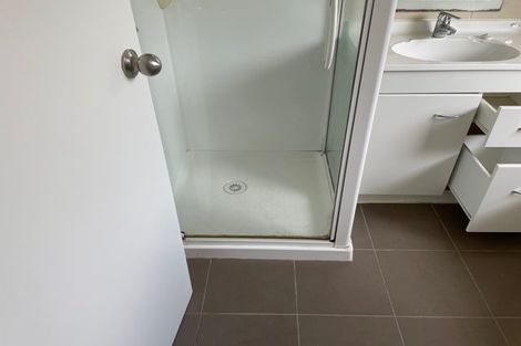 Photo of property in 104 Spinella Drive, Bayview, Auckland, 0629