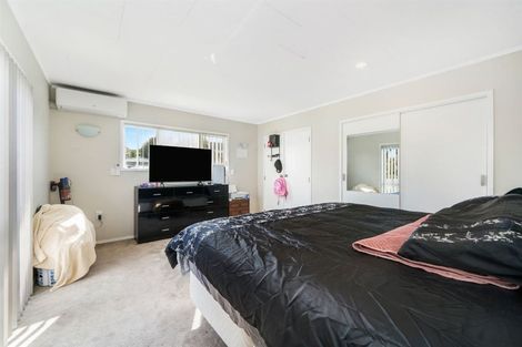 Photo of property in 27 Park Estate Road, Rosehill, Papakura, 2113