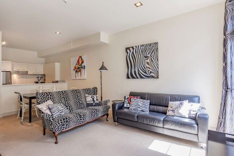 Photo of property in 5 Cheshire Street, Cannons Creek, Porirua, 5024