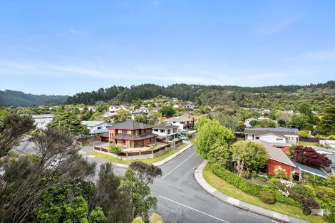 Photo of property in 23 Tapestry Grove, Silverstream, Upper Hutt, 5019