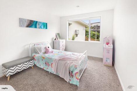 Photo of property in 13 Magnolia Place, Frankton, Queenstown, 9300