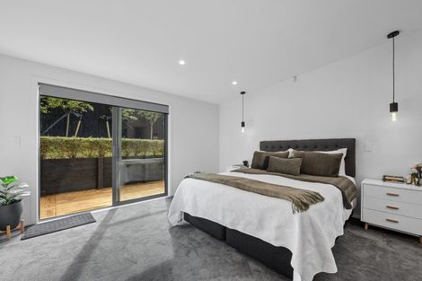 Photo of property in 21 King Richard Place, Browns Bay, Auckland, 0630