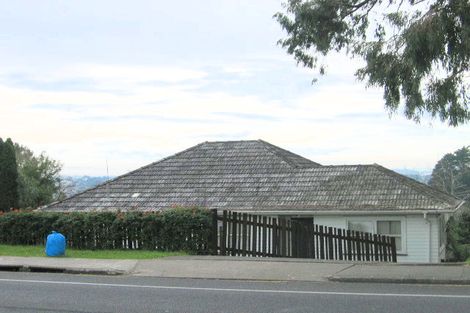 Photo of property in 309 Don Buck Road, Massey, Auckland, 0614