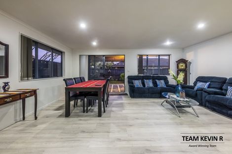 Photo of property in 11 Margarita Rise, Pukekohe, 2120