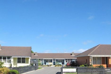 Photo of property in 1/400 Pages Road, Aranui, Christchurch, 8061