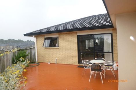 Photo of property in 4 Parkcrest Drive, Henderson, Auckland, 0612