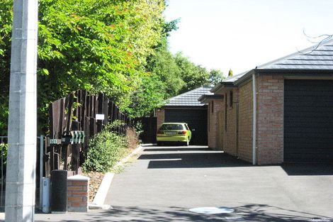 Photo of property in 3/51 Staveley Street, Avonhead, Christchurch, 8042