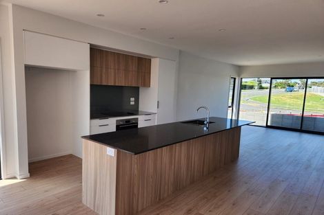 Photo of property in 42 Kahawairahi Drive, Beachlands, Auckland, 2018