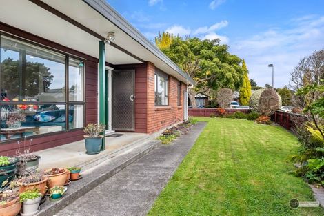 Photo of property in 31 Tyndall Street, Waiwhetu, Lower Hutt, 5010