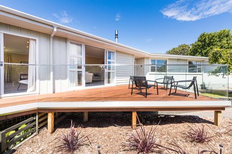 Photo of property in 104 Long Melford Road, Awapuni, Palmerston North, 4412