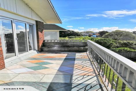 Photo of property in 143 Waimumu Road, Massey, Auckland, 0614