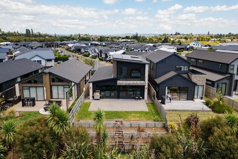 Photo of property in 34 Tangaroa Place, Poike, Tauranga, 3112