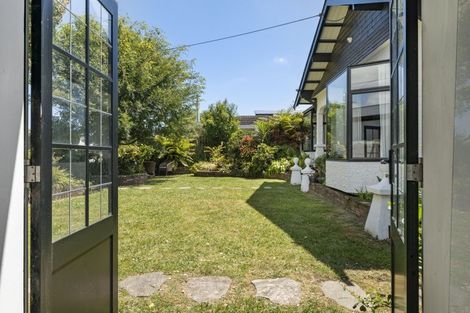 Photo of property in 33 Fitzroy Road, Fitzroy, New Plymouth, 4312