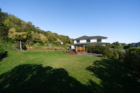 Photo of property in 115 Woodman Drive, Tawa, Wellington, 5028