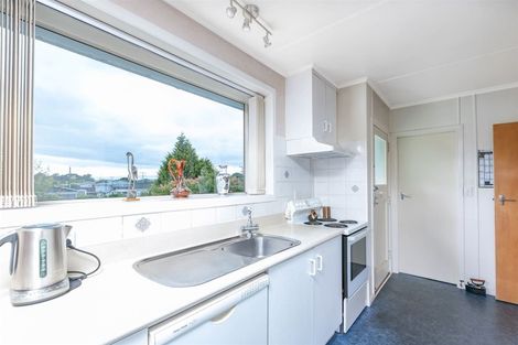 Photo of property in 4 Wavell Crescent, Lansdowne, Masterton, 5810